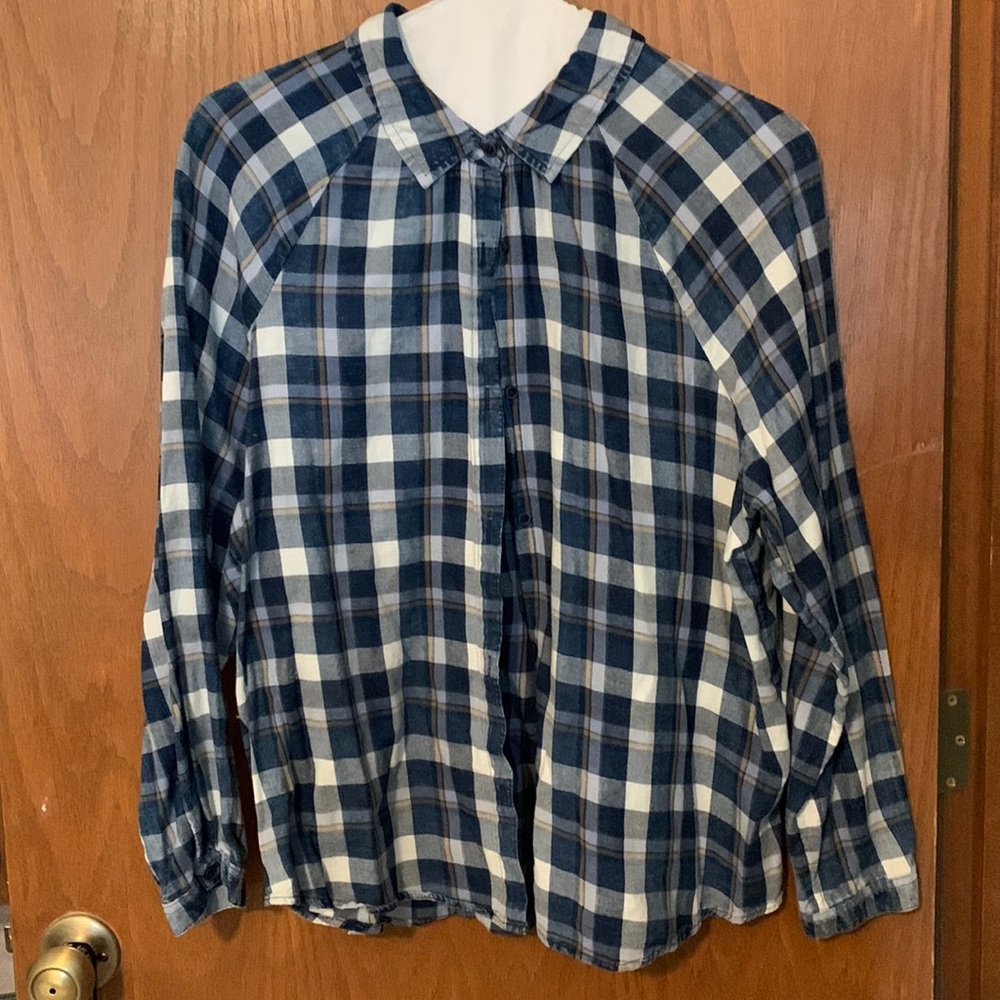 Women’s Flannel Shirt -size 1X